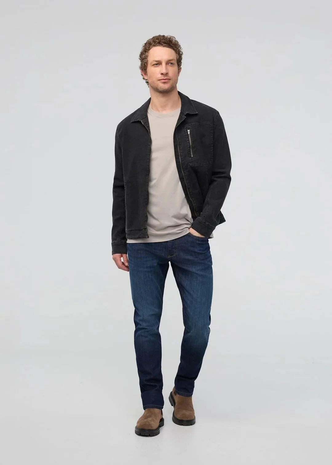 M PERFORMANCE DENIM RELAXED TAPER 32" - Image 4